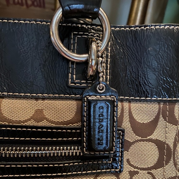 Coach Penelope Signature Large Tote 15534 - Picture 9 of 14